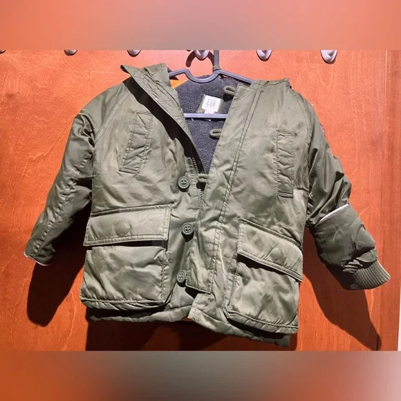 Baby Gap Winter jacket, size 3 years - Picture 2 of 2